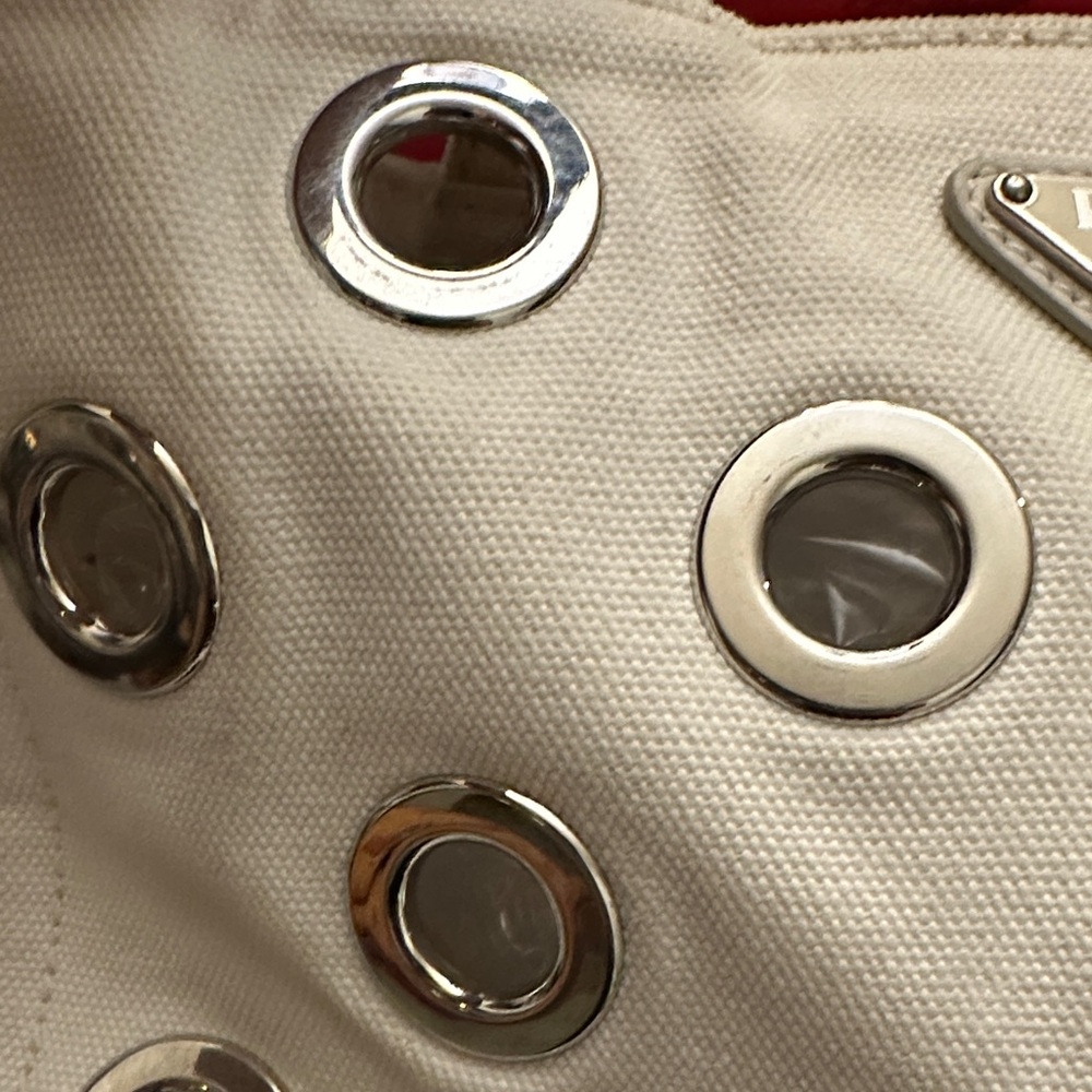 Prada Canapa Cream Canvas Tote Bag Chic and fun! - Picture 3 of 9